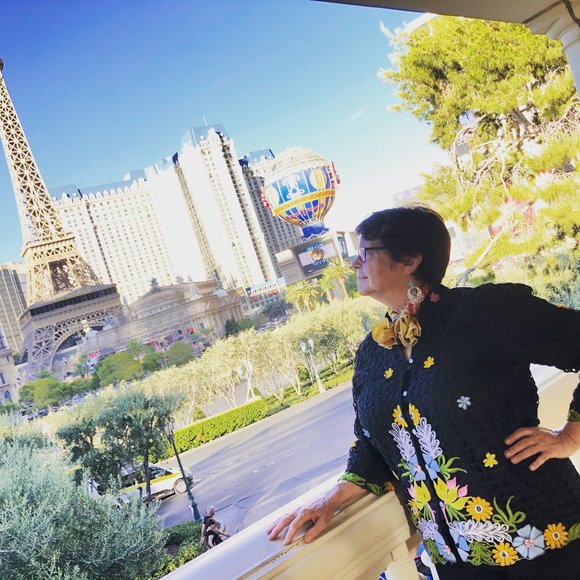 Meet your Posher, Lifestylist Suzanne S. - Picture 1 of 1